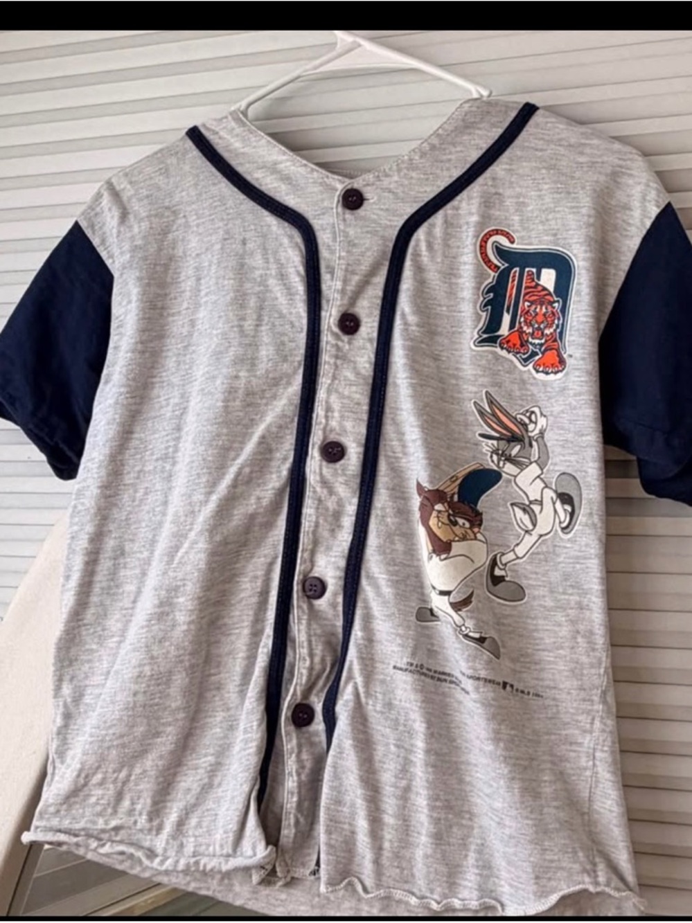 MLB Kids Grey and Navy Detroit Tigers Cartoon Baseball Tee